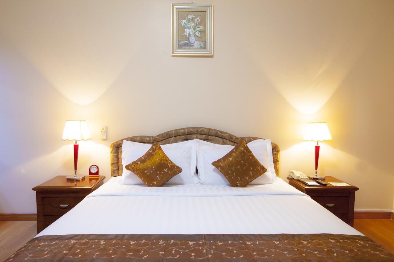 Grand Palace Hotel Yangon Ngoại thất bức ảnh