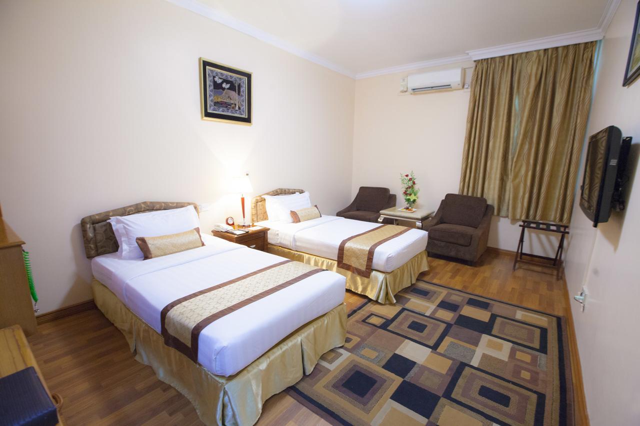 Grand Palace Hotel Yangon Ngoại thất bức ảnh