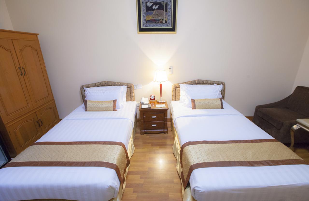Grand Palace Hotel Yangon Ngoại thất bức ảnh