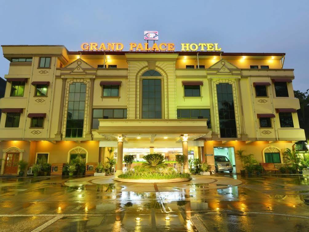 Grand Palace Hotel Yangon Ngoại thất bức ảnh